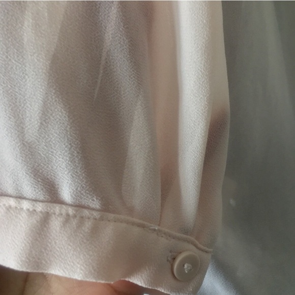 H&M Pretty Work Blouse - Picture 4 of 8